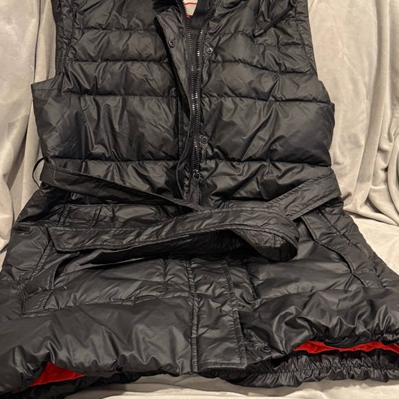 Hunter Doby Marshmallow Puffer Vest - Picture 2 of 7